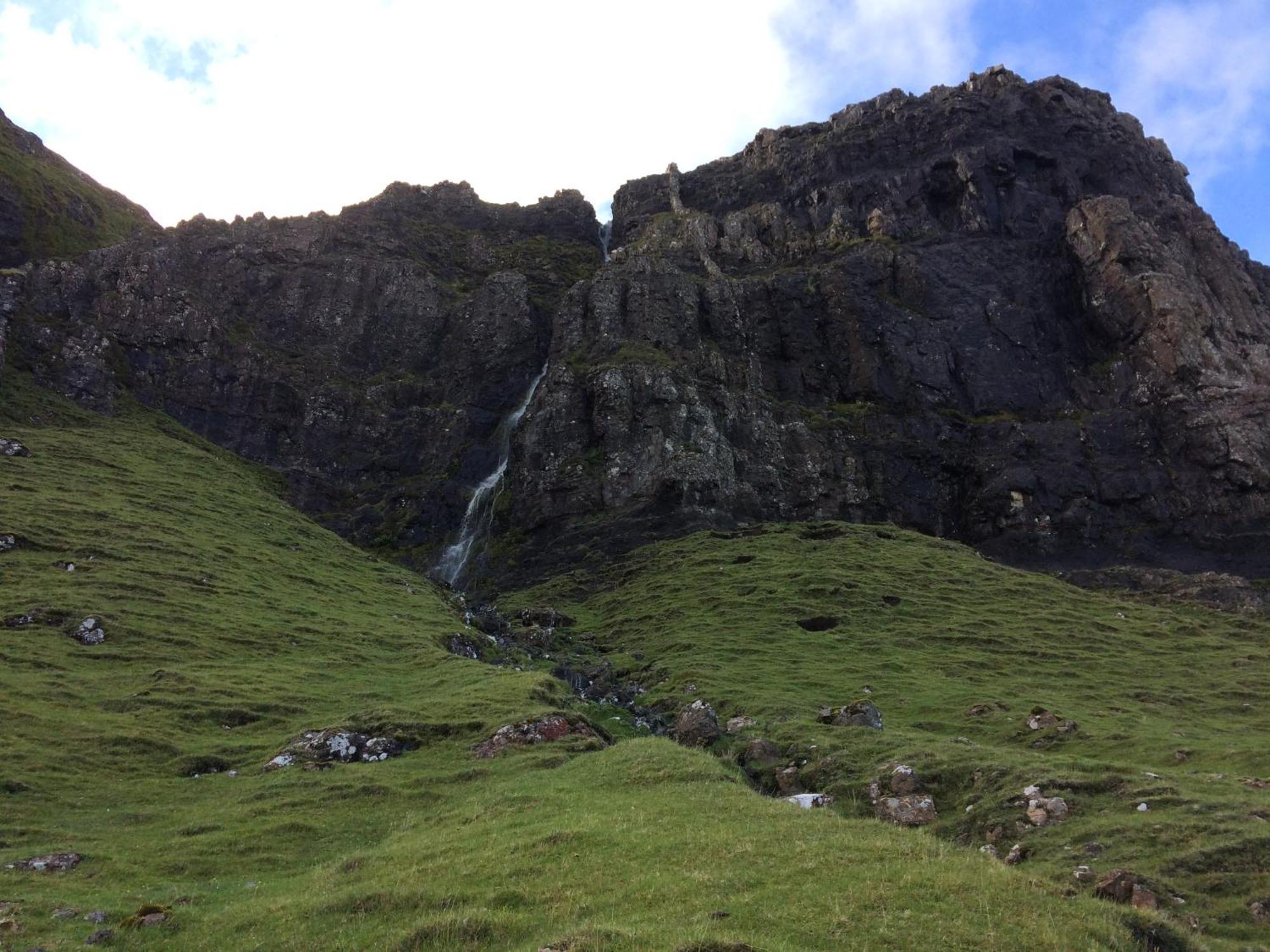 Waterfall View Milovaig Exteriér fotografie
